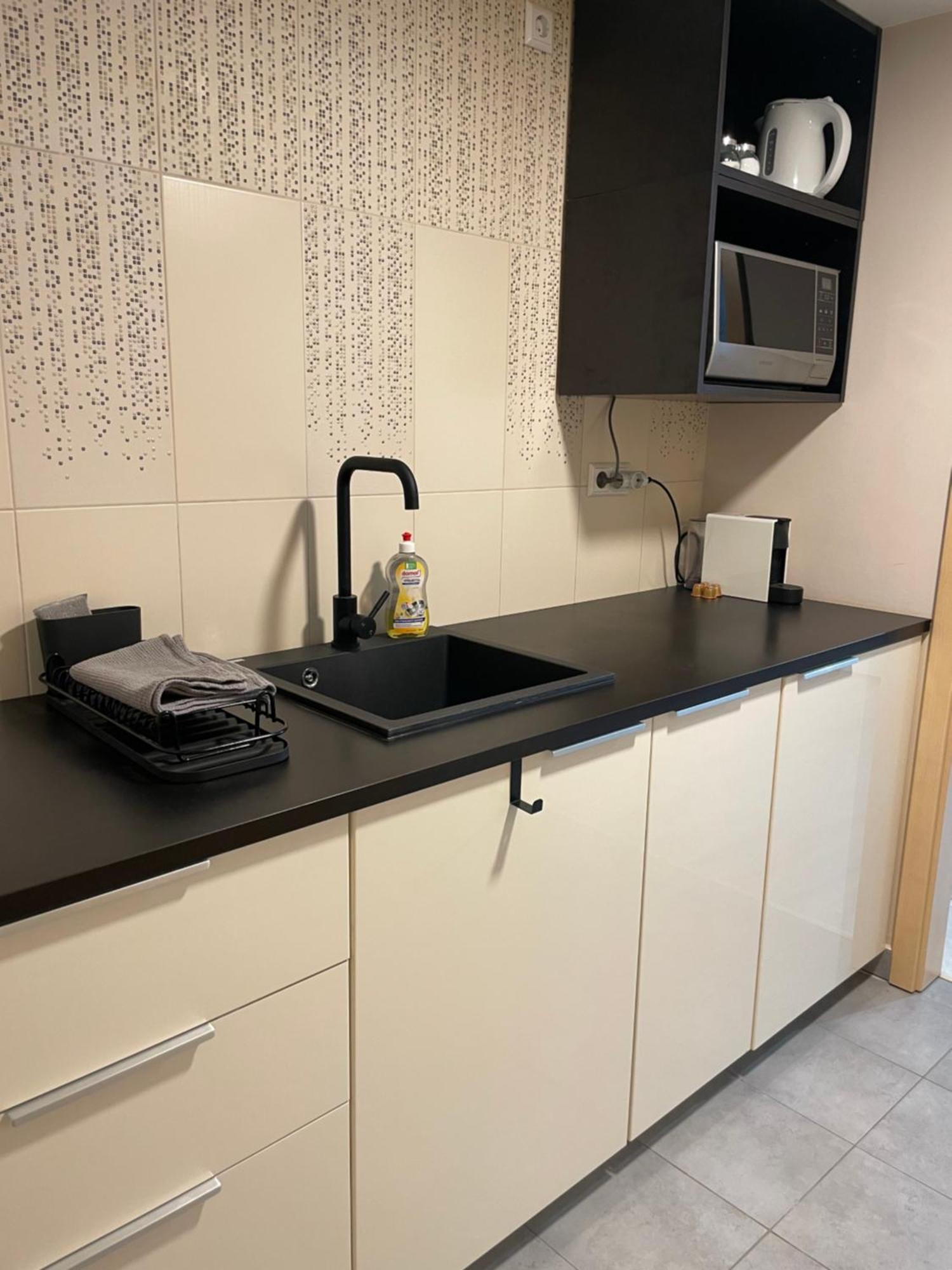 Lake And Spa Apartman Velence Eksteriør billede